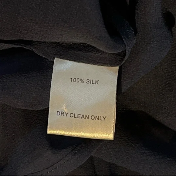 Paper Crane Polyester Tank & Olivia Moon Sheer Silk Sleeveless Blouse - Navy- L - Picture 5 of 13